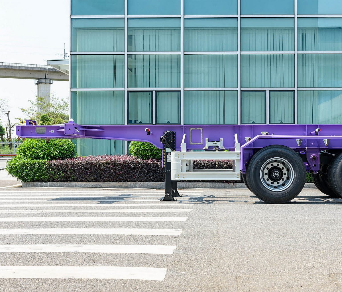 Macaroon Purple Terminal Trailer 04 20Ft 2 Axles Macaroon Color Skeleton Chassis for Terminal Port